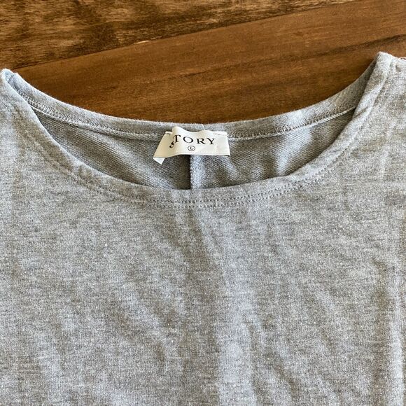 Story Gray Batwing Shirt Women's Large - Picture 4 of 8